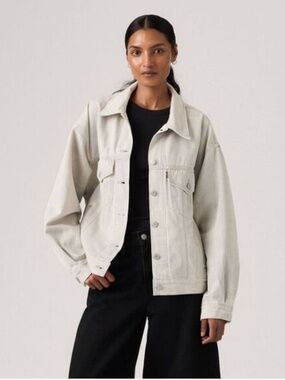 Levi's 90's Trucker Jacket NWT - Ladies Small